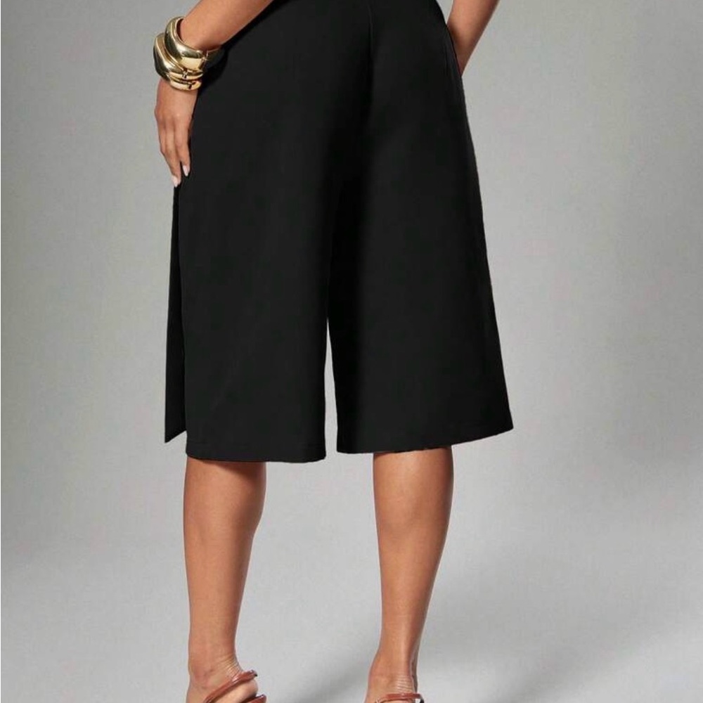 NEW Black Wrap-Front Capris - Women's Stylish Capris - Picture 5 of 6